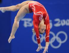 开云下载-西亚卡姆末节统治攻防，灰熊跨联盟力克广东迎争冠开门红