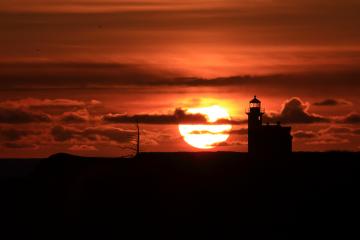 开云体育平台APP-三狮绝境亮剑！巴斯托尼一锤定音，英格兰决胜局力擒芬兰
