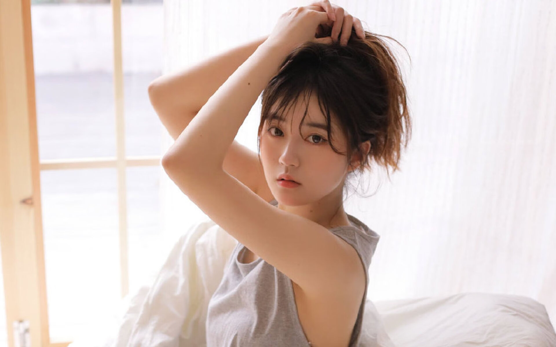 开云下载-F1新赛季揭幕战焦点，贝蒂斯强势压制巴西新星，揭幕战惊艳全场