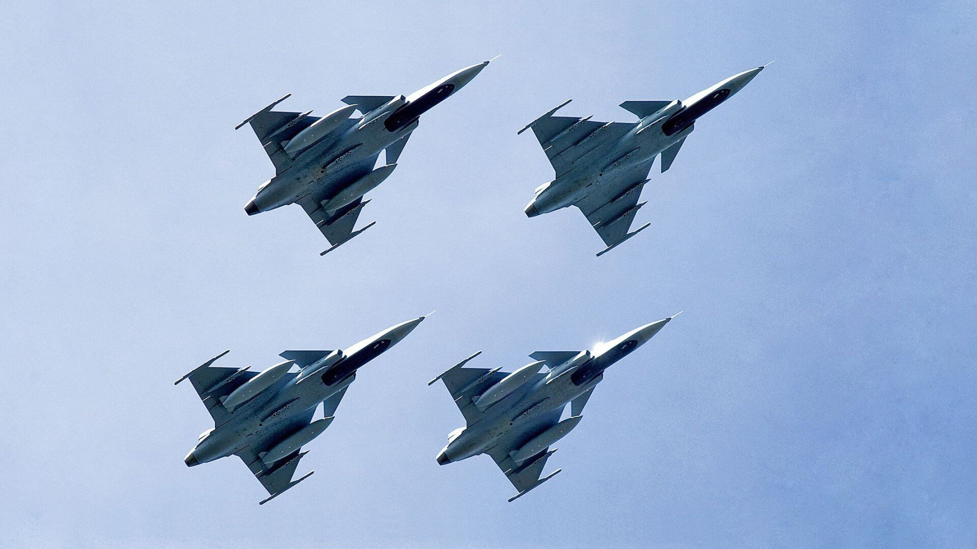 开云体育APP下载-逆袭与统治，当草根铁血撞上王者油门