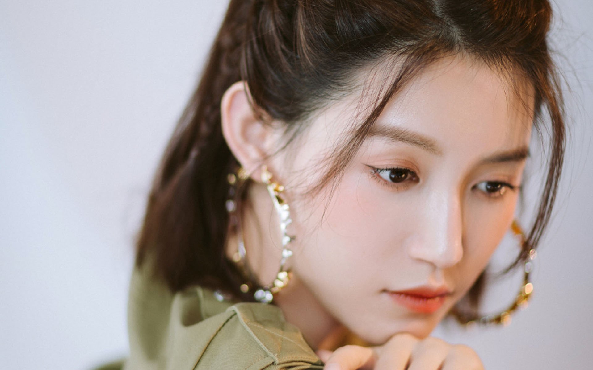 开云APP-双星闪耀赛场，福克斯操控全局，费城末节定乾坤