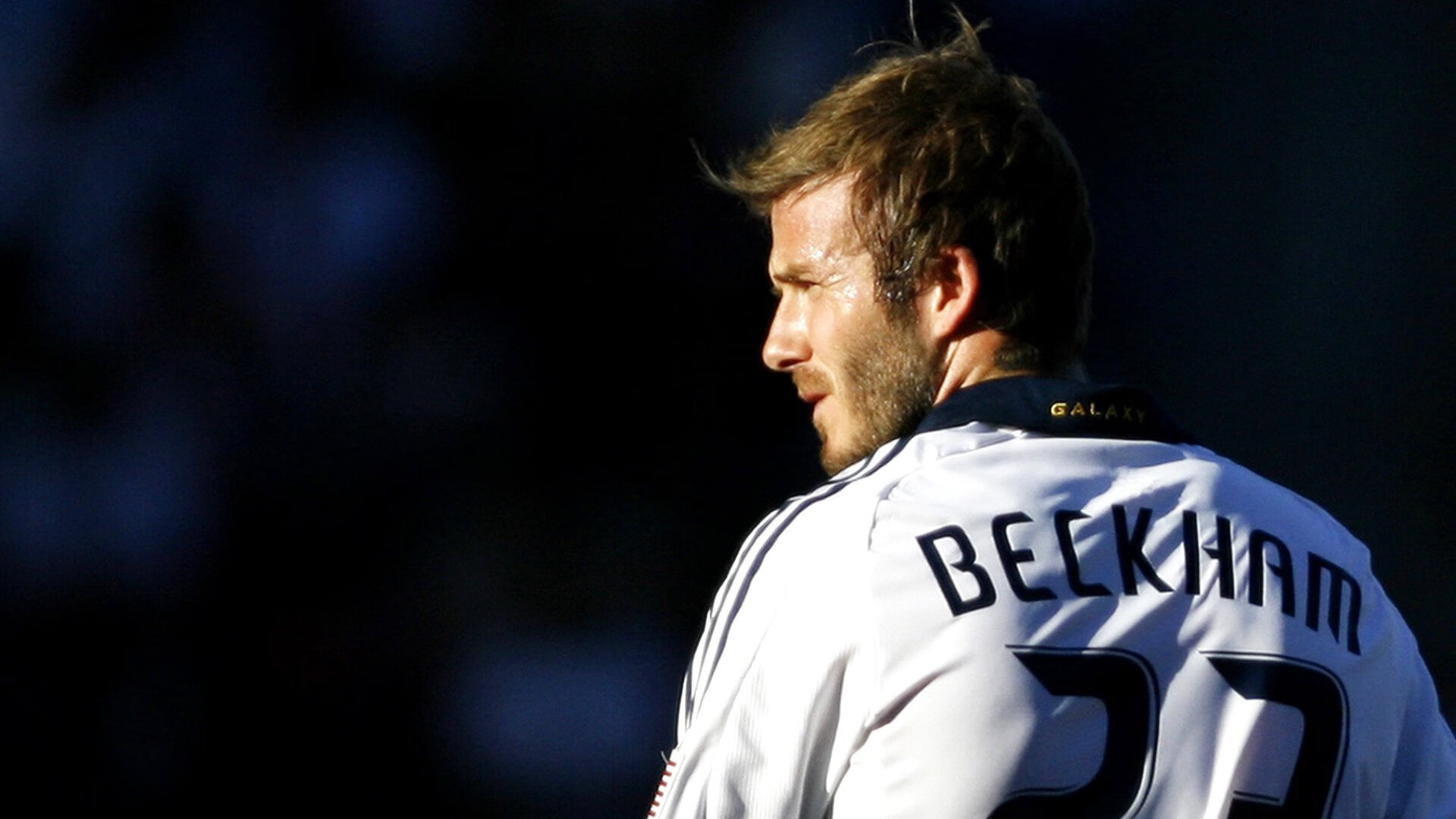 开云平台-光芒刺破北境,太阳的灼热与杰伦·格林的关键时刻