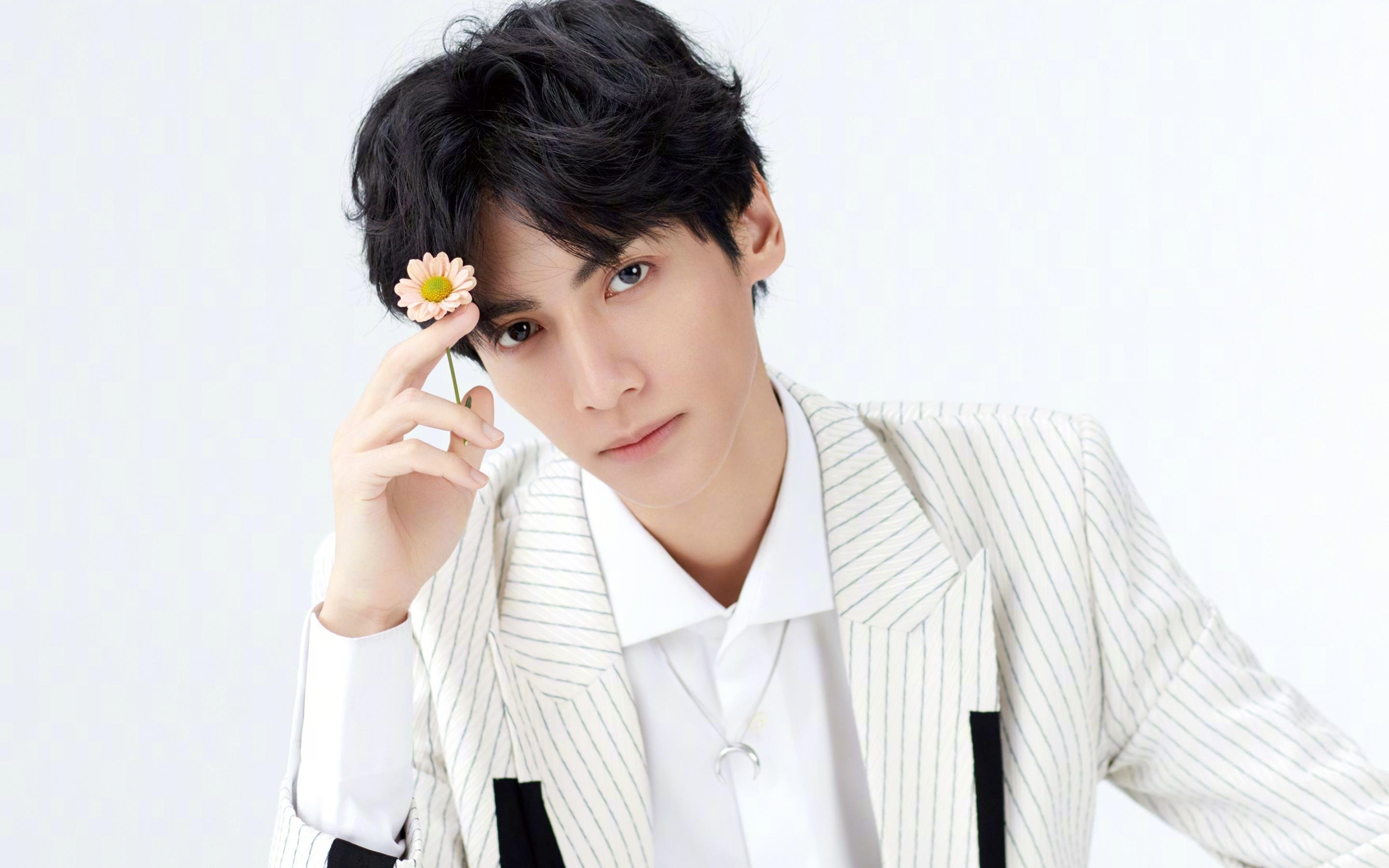 开云下载-广东队对阵掘金，塔图姆的攻防转换核心作用