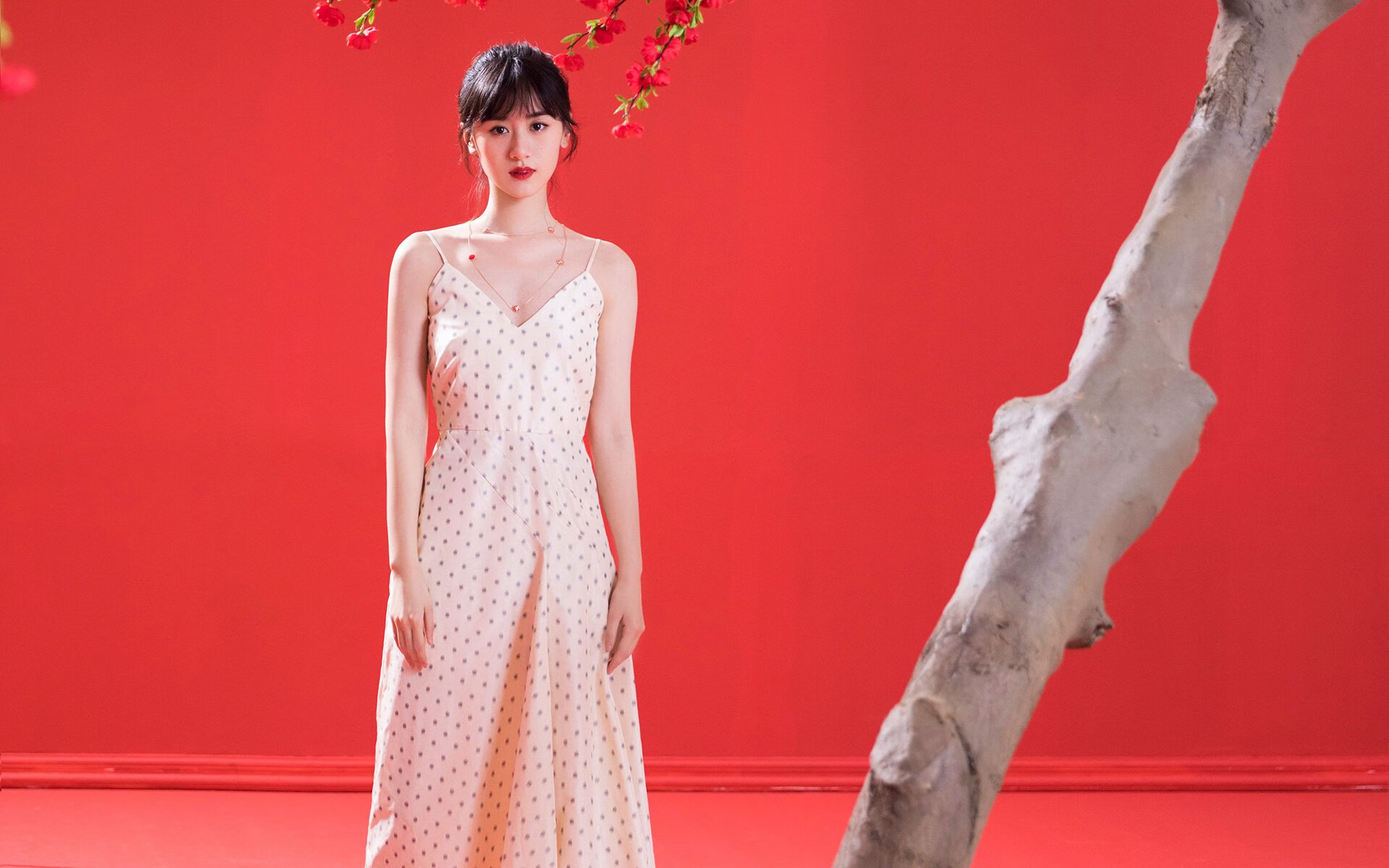 开云体育-阿尔瓦雷斯爆发,马里防守锁死英格兰,非洲雄狮的战术盛宴