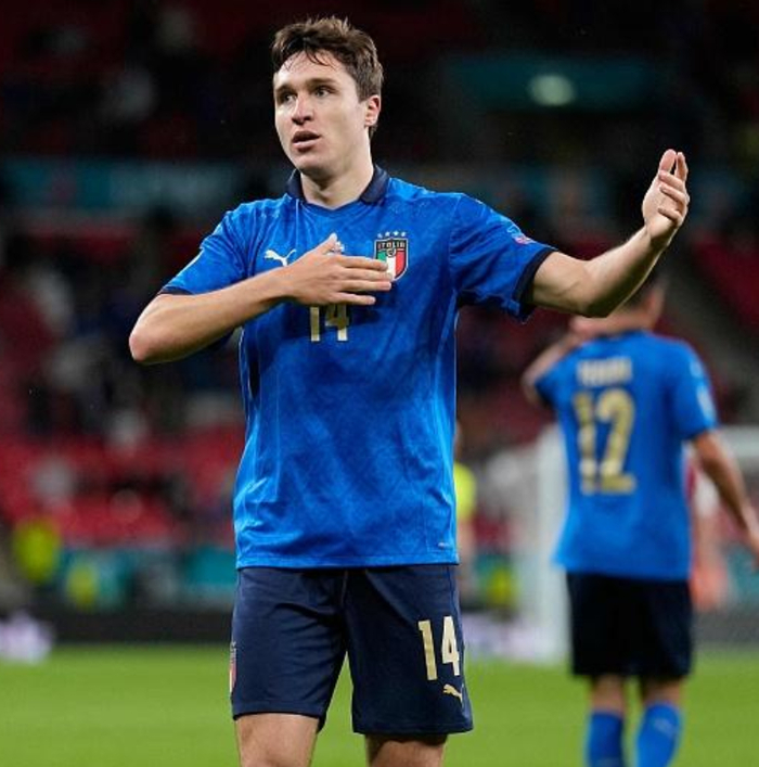 开云体育官方网站-比利时对阵马里，基耶萨扛起全队