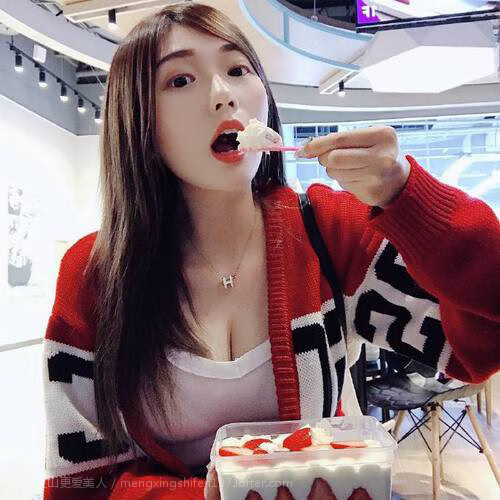 开云体育app-一场跨越时空的对决,当罗马黄衫与加勒比精神相遇,维尼修斯成为新传奇的桥梁