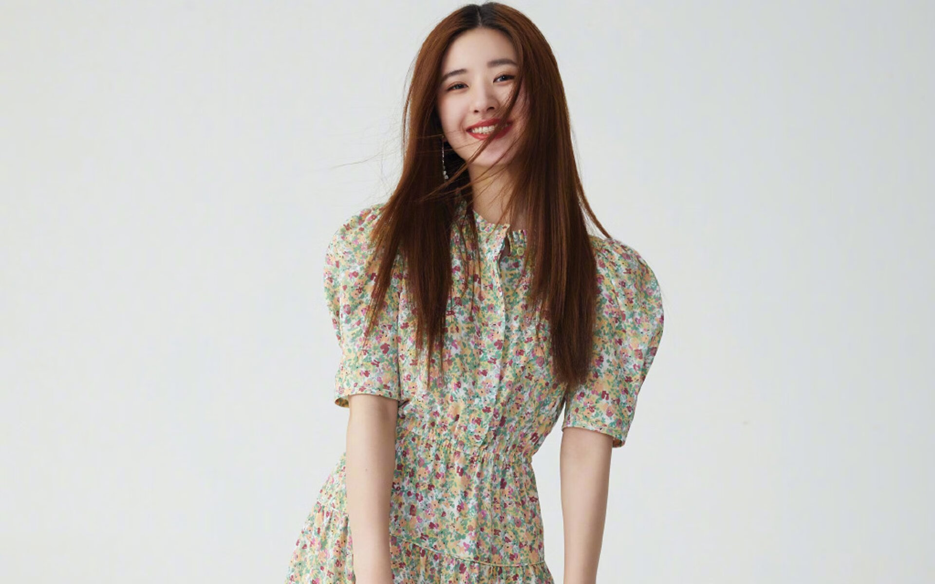 开云平台-东决关键战之夜，克莱客场统治攻防两端